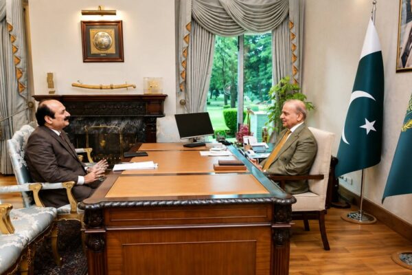 وزیراعظم شہباز شریف کی نوجوانوں کیلئے یوتھ پروگرام منصوبے تیز کرنے کی ہدایت