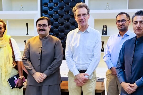 یونیسف پاکستان کے وفد کی وزیر صحت بلوچستان سے ملاقات، محکمہ صحت کی اصلاحات کو سراہا