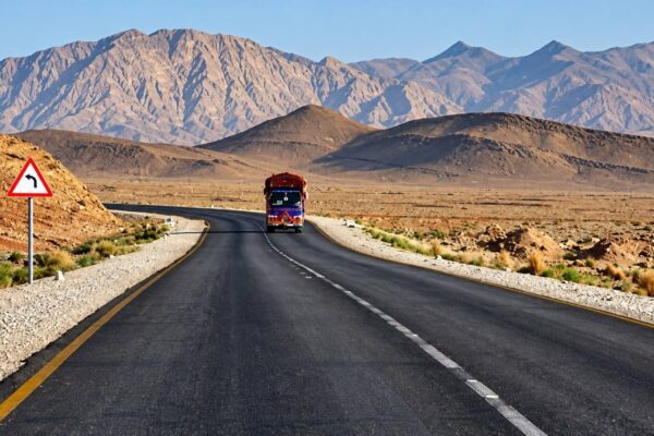 بلوچستان میں سی پیک کے چار سڑک منصوبوں کے لیے 83.2 ارب روپے مختص، 54.9 ارب روپے کے فنڈز کا اجرا اور اخراجات ریکارڈ