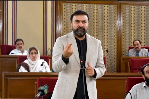 وزیراعلیٰ بلوچستان میر سرفراز بگٹی کا دہشت گردی کے خلاف قومی یکجہتی پر زور، آئینی اقدامات کی حمایت کا اعلان